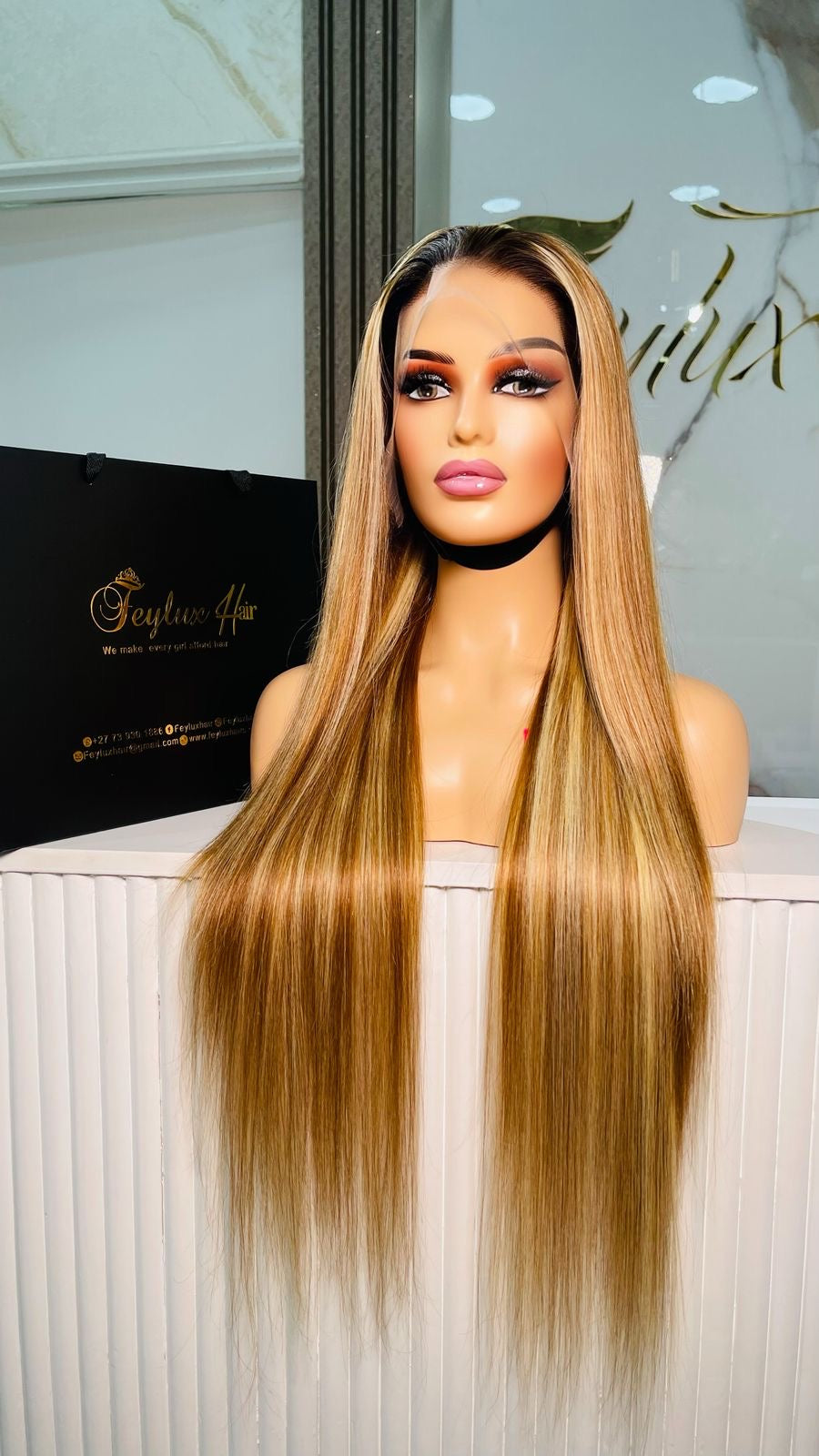 30” Honey Highlights Blonde